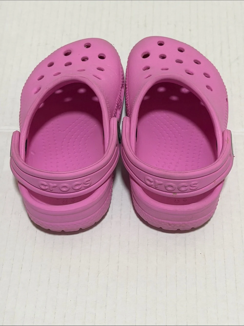 Crocs Kids Classic Pink Clogs Sandals Beach Pool - Toddler Size 8